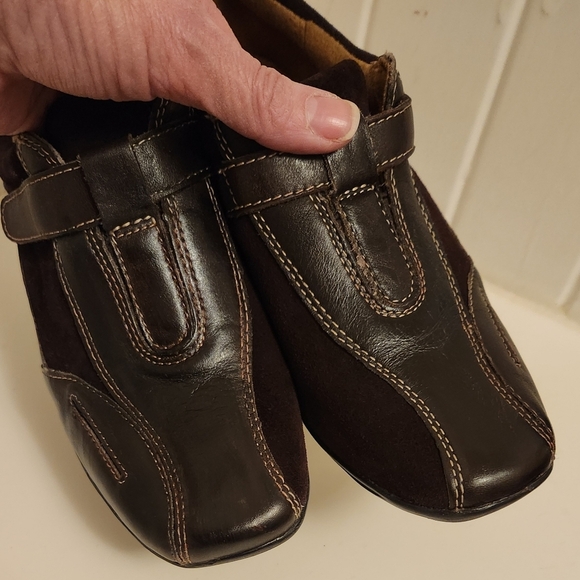 🌞NICE🌞NATURAL SOUL Brown Leather Flats Sz 6.5 - Picture 4 of 8